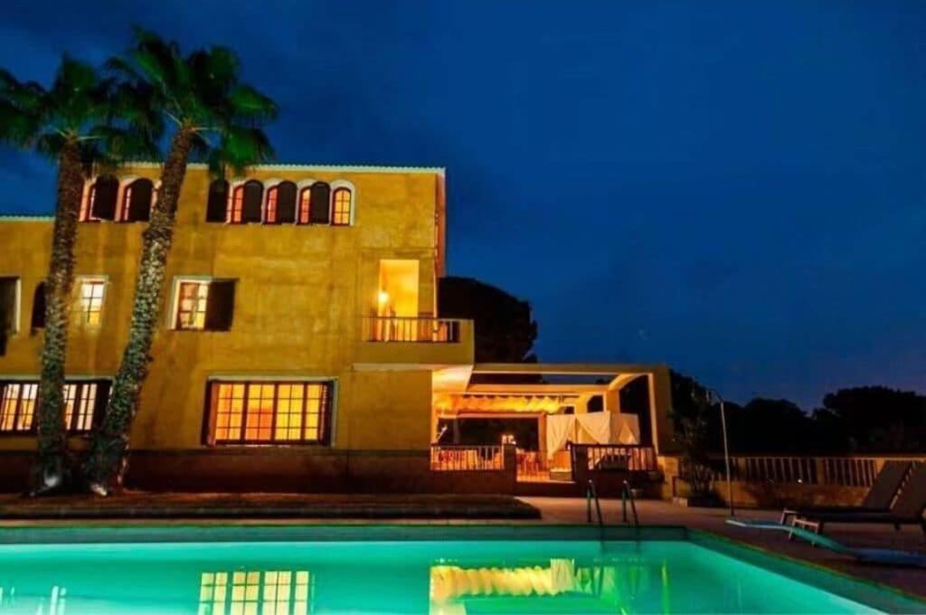 Villa Golf Sitges Vilanova i la Geltrú Exterior photo