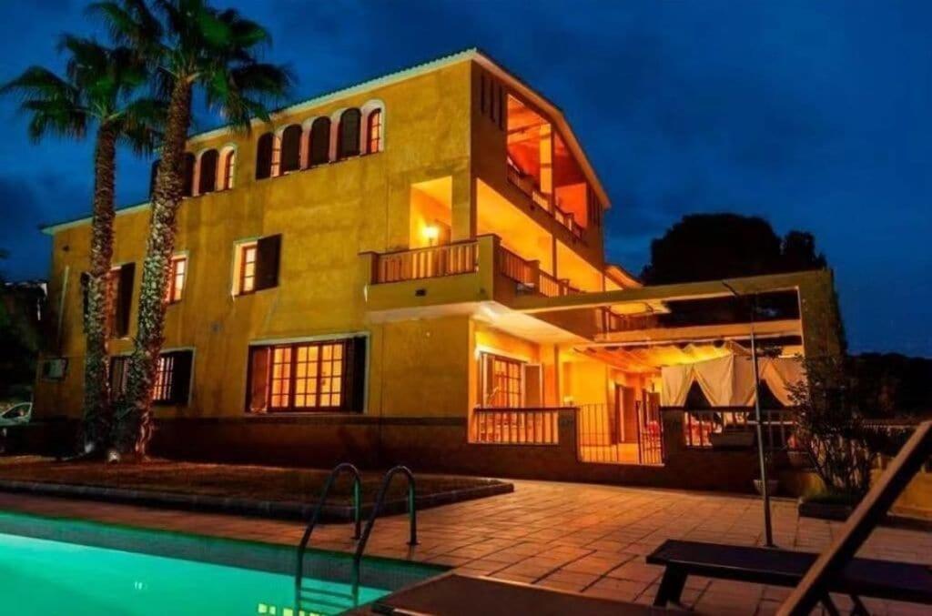 Villa Golf Sitges Vilanova i la Geltrú Exterior photo