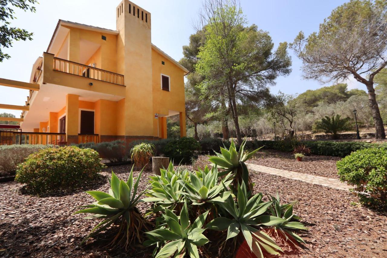 Villa Golf Sitges Vilanova i la Geltrú Exterior photo